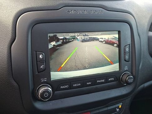 Used 2016 Jeep Renegade Limited AWD/4WD image 20