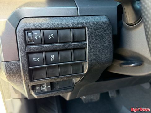 New 2026 Toyota Tacoma SR5 RWD image 19