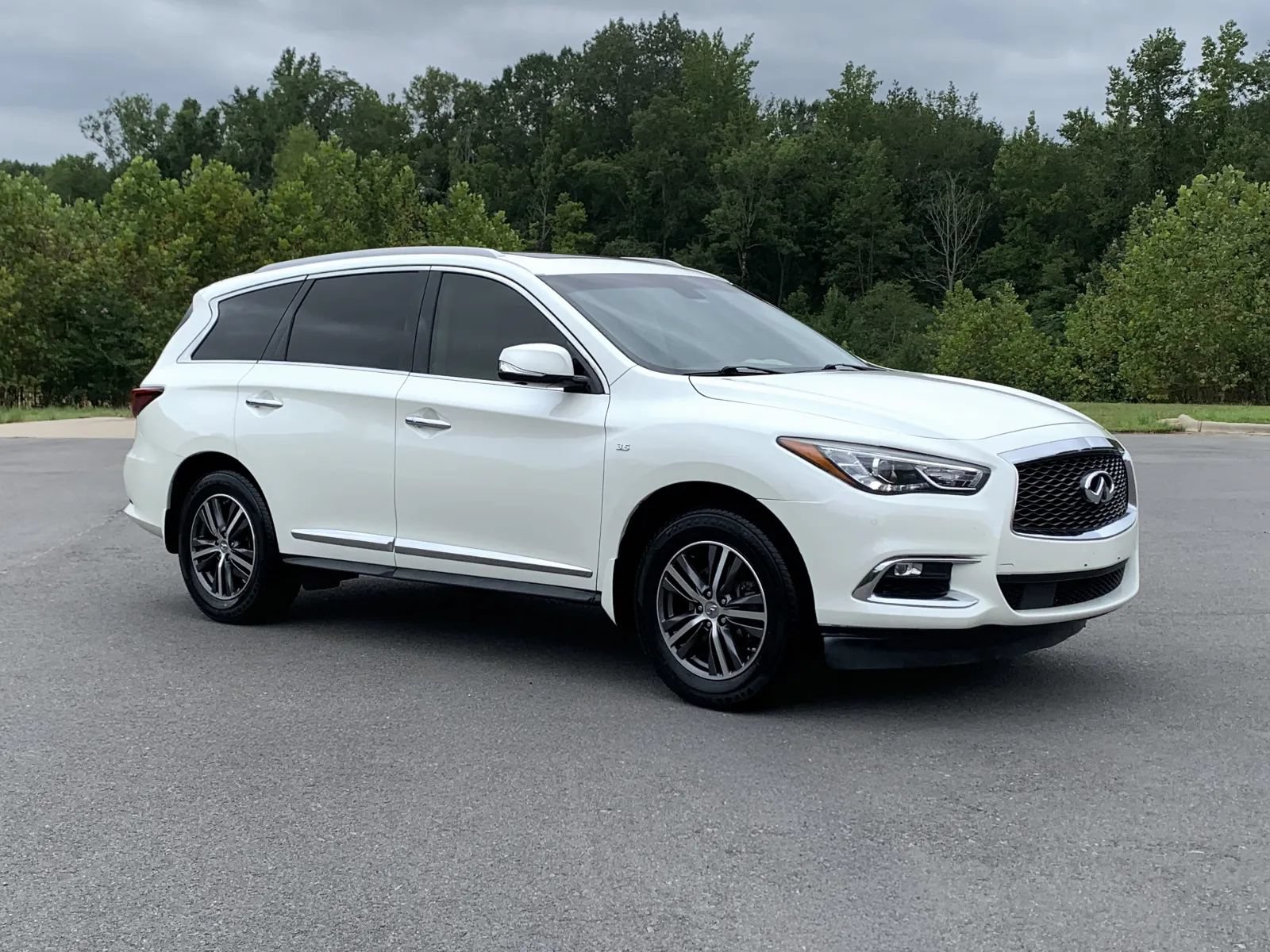 Used 2020 INFINITI QX60 Pure FWD image 1