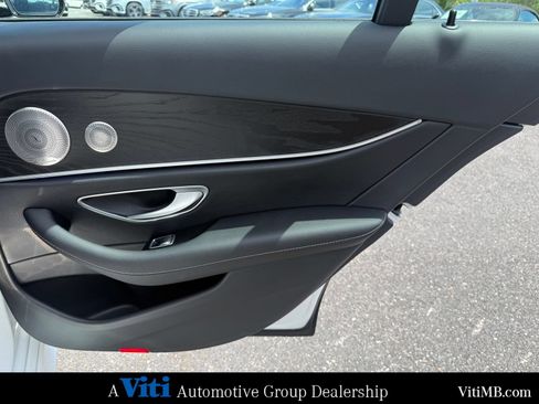 Used 2023 Mercedes-Benz E 350 4MATIC Sedan image 26