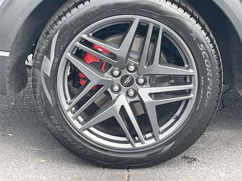 Used 2025 Ford Explorer ST w/ Sun And Sound Package image 39