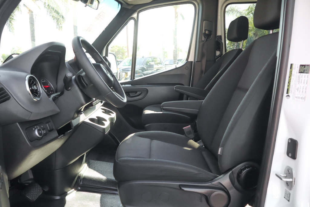 Used 2026 Mercedes-Benz Sprinter 2500 image 21