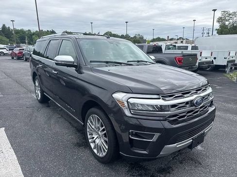Certified 2024 Ford Expedition Max Platinum AWD/4WD image 3