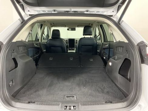 Used 2024 Ford Edge SEL w/ Sport Appearance Package AWD/4WD image 29