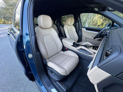 New 2026 Porsche Cayenne E-Hybrid image 20