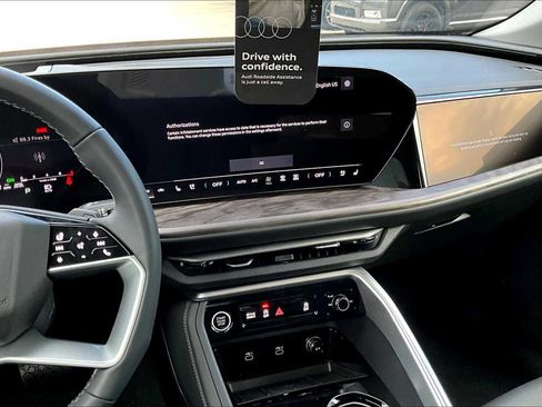 Used 2025 Audi Q5 Prestige image 6