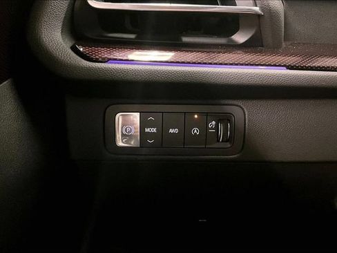 Used 2025 Chevrolet Traverse RS w/ LPO, Floor Liner Package AWD/4WD image 38
