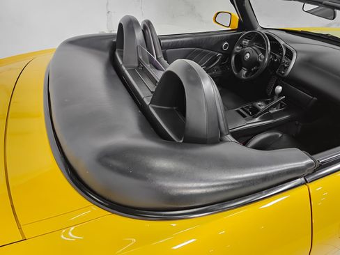 Used 2003 Honda S2000 image 14