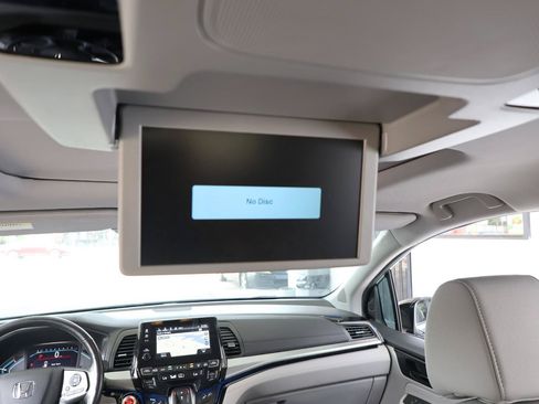 Used 2018 Honda Odyssey Elite image 47