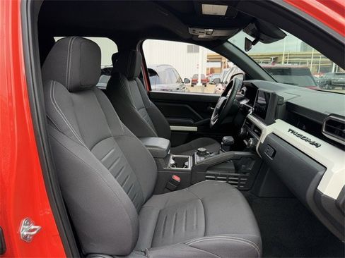 Used 2024 Toyota Tacoma TRD Off-Road image 29