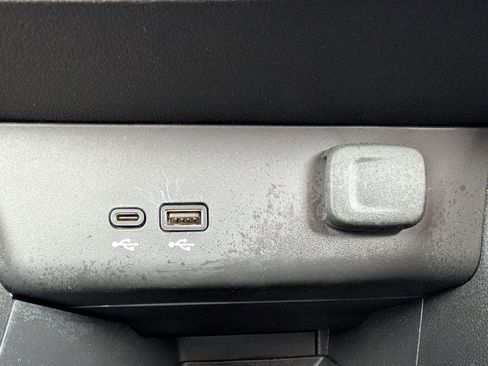 Used 2024 Buick Encore GX Preferred FWD image 34