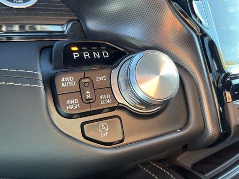 Used 2023 RAM 1500 Limited image 18