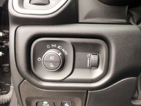 Used 2022 RAM 1500 Big Horn image 17