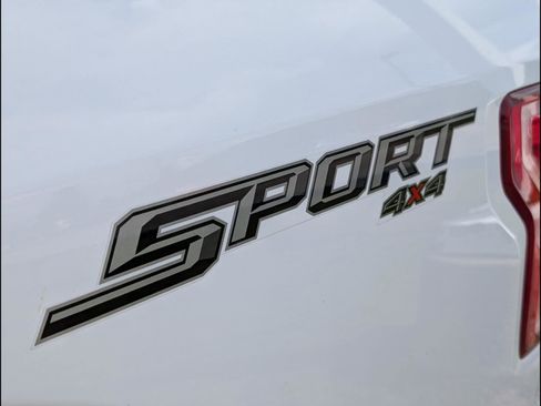 Used 2020 Ford F150 XLT w/ Equipment Group 302A Luxury AWD/4WD image 8