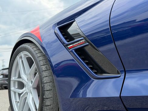 Used 2018 Chevrolet Corvette Grand Sport RWD image 3