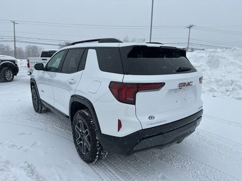 Used 2026 GMC Terrain AT4 image 3