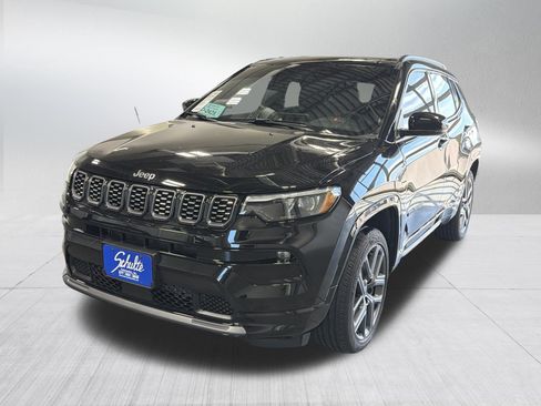 Used 2024 Jeep Compass Limited w/ High Altitude Package AWD/4WD image 3
