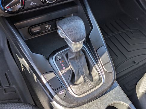 Used 2022 Kia Soul LX w/ Technology Package FWD image 26