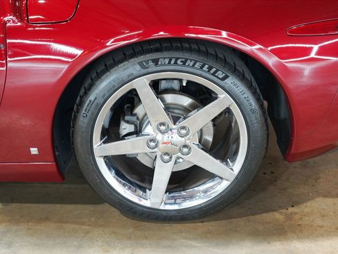 Used 2007 Chevrolet Corvette Coupe RWD image 55