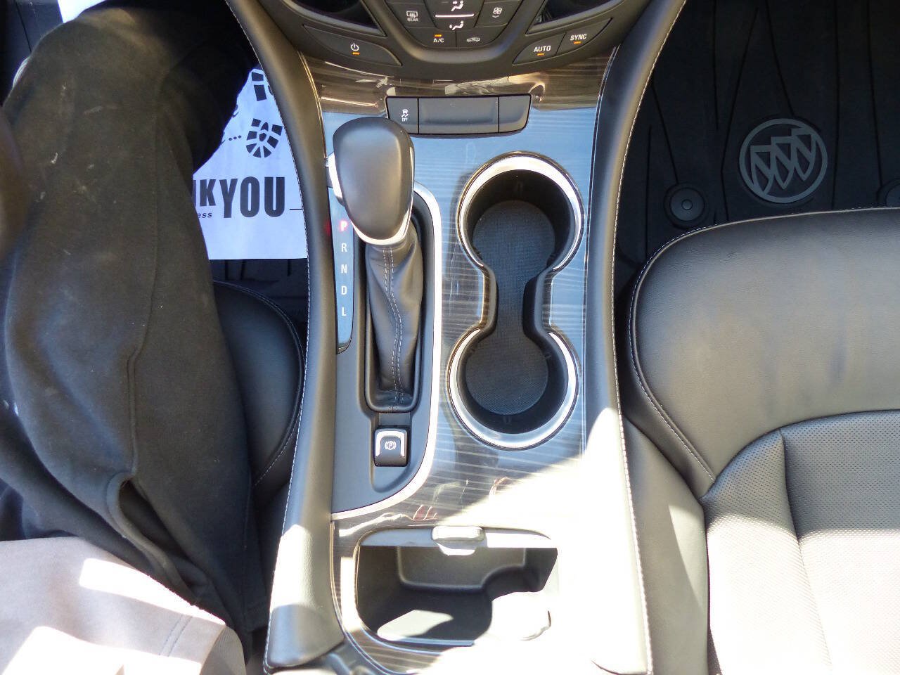 Used 2020 Buick Envision Essence AWD/4WD image 34