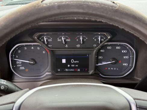 Used 2019 GMC Sierra 1500 SLT image 18