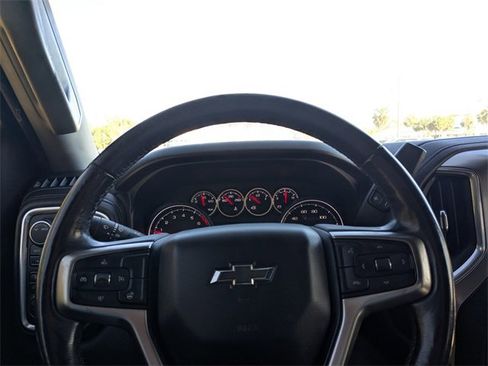 Used 2021 Chevrolet Silverado 1500 LT Trail Boss image 28