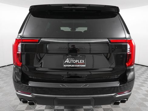 Used 2026 GMC Yukon Denali Ultimate AWD/4WD image 6