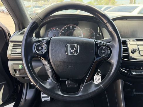Used 2017 Honda Accord Sport image 36