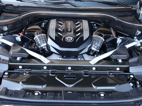 Used 2021 BMW ALPINA XB7 image 24
