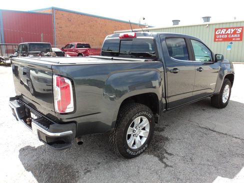Used 2017 GMC Canyon SLE w/ SLE Convenience Package RWD image 4