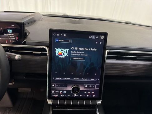 Used 2025 GMC Sierra EV Denali image 15