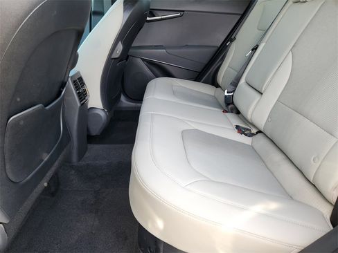 New 2026 Kia Niro EX image 8