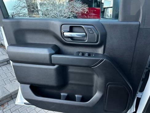 New 2024 GMC Sierra 2500 Pro image 12