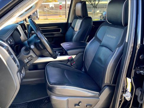 Used 2022 RAM 3500 Laramie image 8