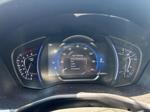 Used 2020 Hyundai Santa Fe SEL w/ Convenience Package FWD image 2