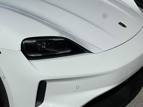 New 2025 Porsche Taycan image 14
