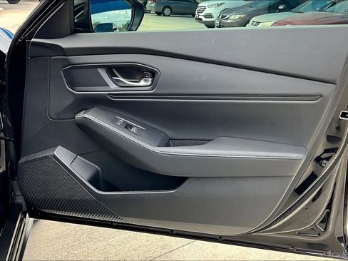 Used 2025 Honda Accord Sport image 23