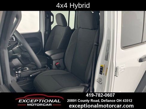 Used 2025 Jeep Wrangler Unlimited Sport S 4xe AWD/4WD image 33