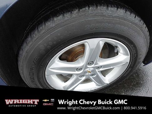 Used 2024 Chevrolet Malibu LT image 31