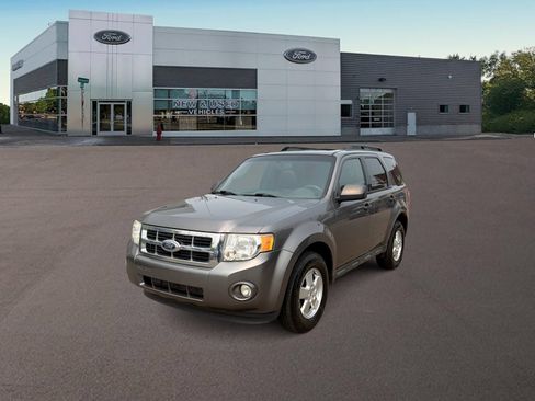 Used 2012 Ford Escape XLT AWD/4WD image 4