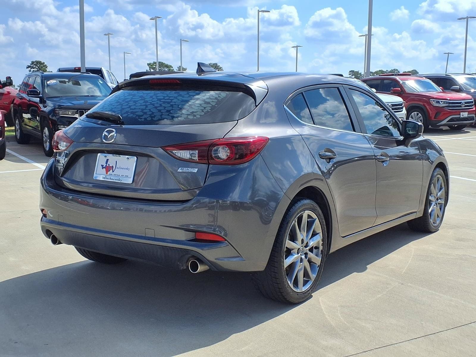 Used 2018 MAZDA MAZDA3 Grand Touring w/ Premium Equipment Package FWD image 6