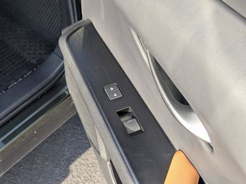 Used 2021 Lexus UX 250h w/ Premium Package image 35