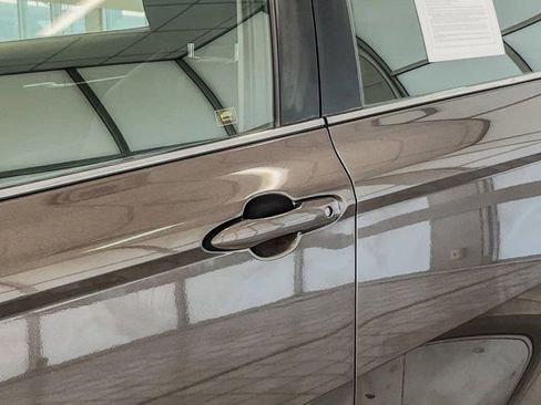 Used 2018 Toyota Camry LE image 13