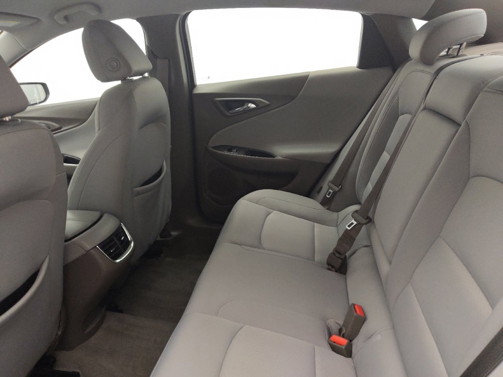Used 2019 Chevrolet Malibu LT FWD image 18