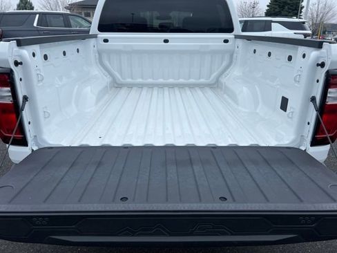 Certified 2024 GMC Canyon Elevation image 13