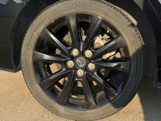 Used 2024 MAZDA MAZDA3 s FWD image 9