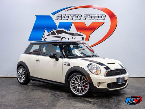 Used 2009 MINI Cooper John Cooper Works image 9
