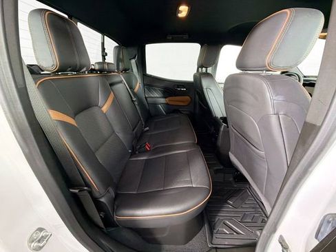 Used 2024 GMC Canyon AT4 w/ AT4 Premium Package image 27