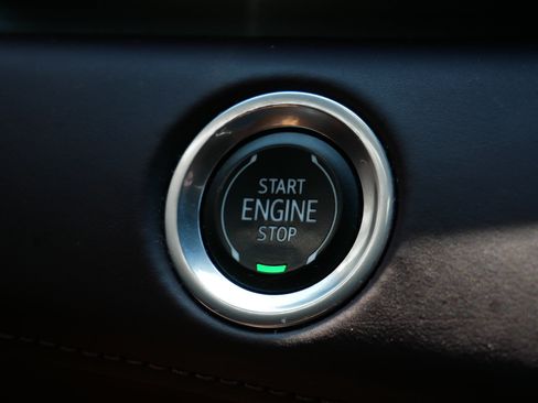 Used 2021 Cadillac Escalade Sport Platinum AWD/4WD image 32