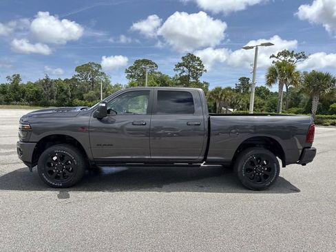 New 2026 RAM 3500 Laramie AWD/4WD image 6